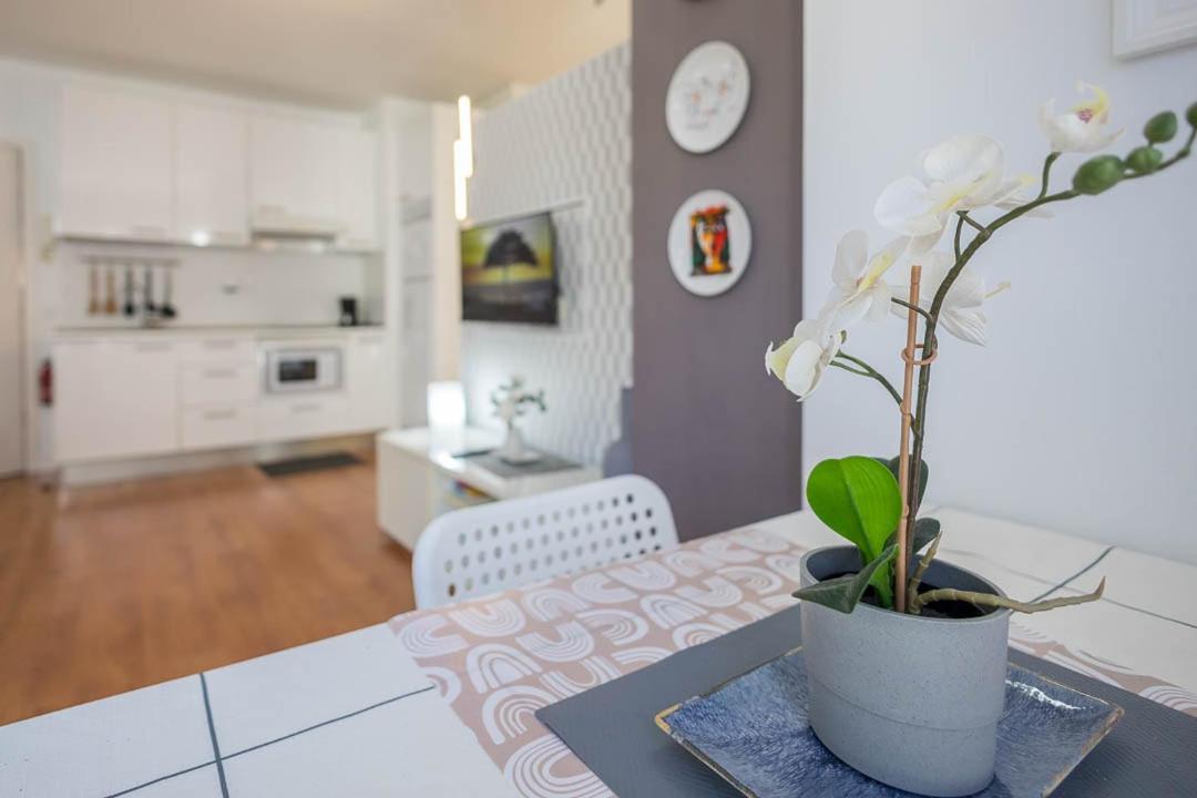 Lujan Suite Playa Las Canteras Las Palmas de Gran Canaria Ngoại thất bức ảnh